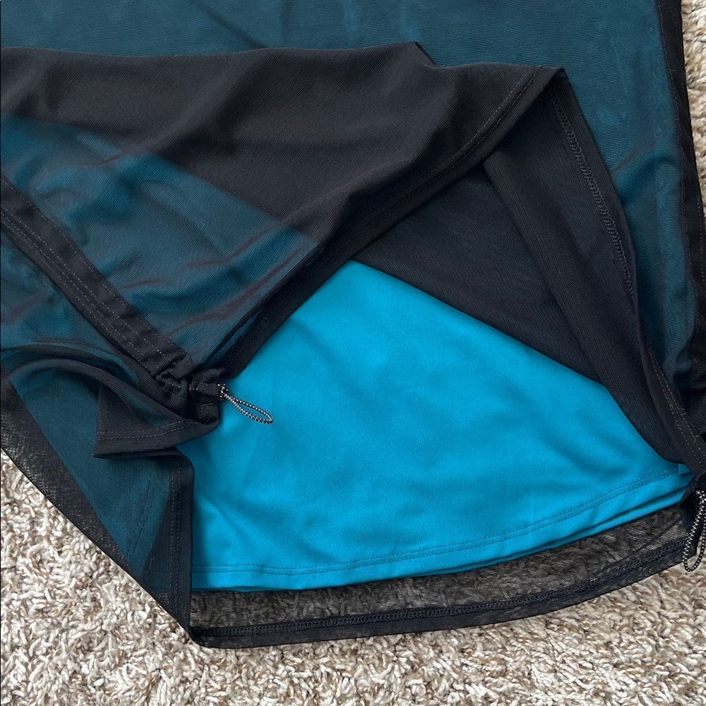 Like New! Lucky in Love Women's Black and Teal Tank Top Mesh Size L - Picture 9 of 10